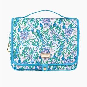 NWT Lilly Pulitzer Hanging Toiletry Bag - Just a Pinch